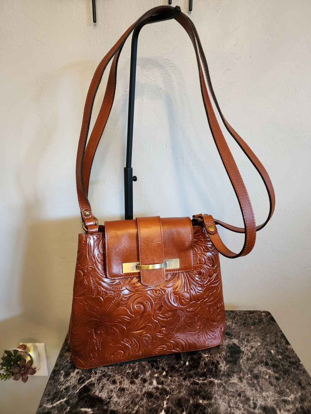 Patricia Nash Larone Tooled Leather Shoulder Bag In Cognac Brown